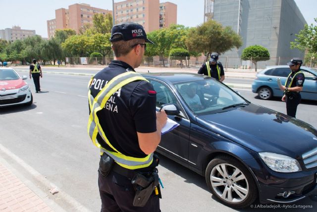 La Policía Local auxilió a 1.180 personas en 2015 - 2, Foto 2