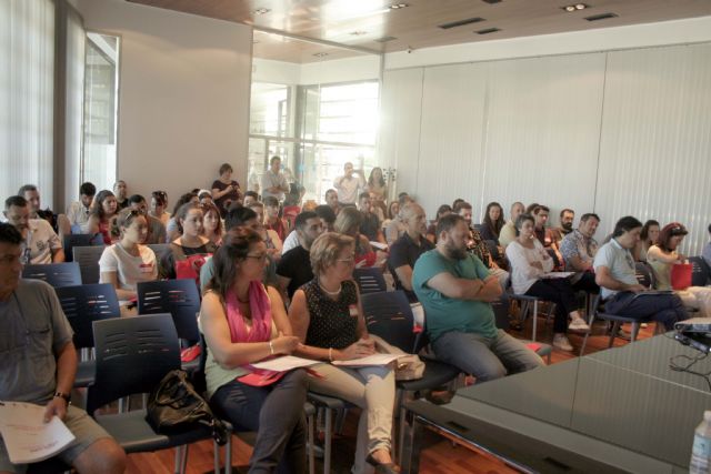 Inicio de uno de los talleres del Plan Regional Emprendemos - 5, Foto 5