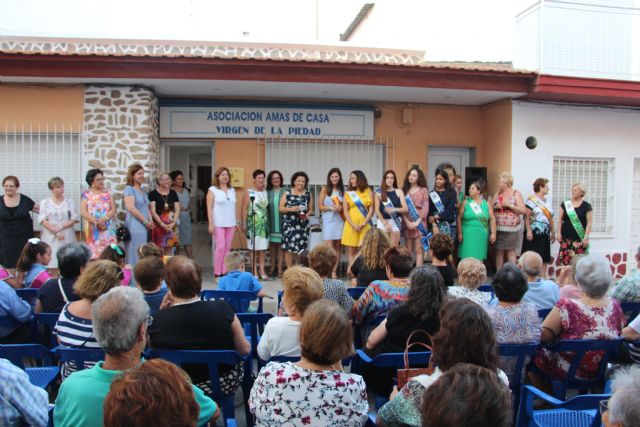 La asociación de Amas de Casa expone sus trabajos - 1, Foto 1