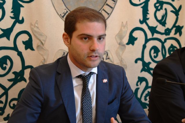 La Concejalia de Juventud y la UM trabajan en un convenio especifico para avanzar en proyectos de interes comun - 1, Foto 1