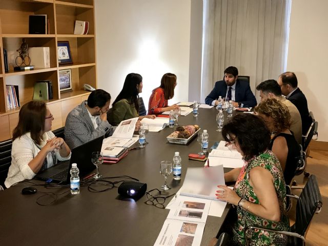 López Miras preside la reunión de la Fundación Teatro Romano - 1, Foto 1