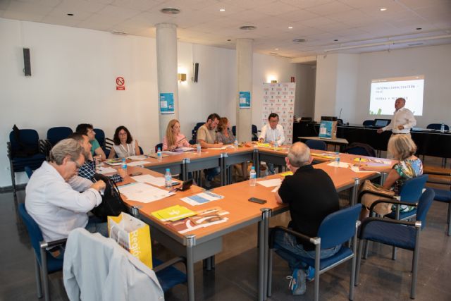 Agentes de Desarrollo Local de la región se reunen en Mazarrón para coordinar actuaciones destinadas a emprendedores, Foto 2