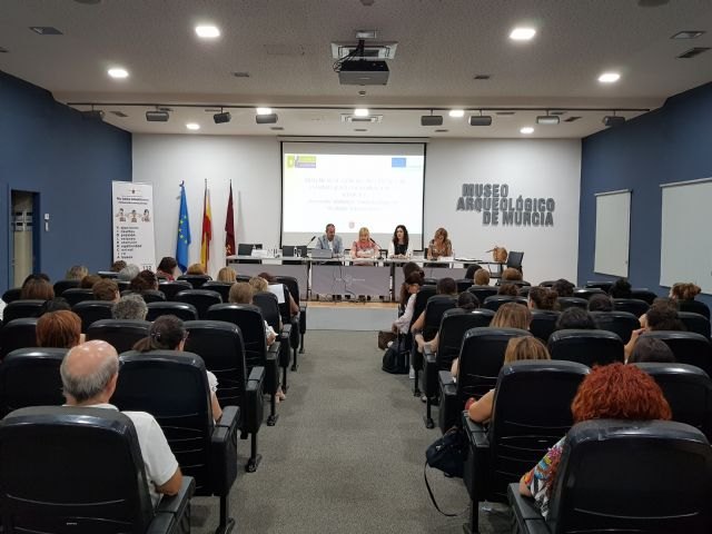Técnicos de España, Reino Unido, Rumanía y Grecia se forman en Murcia en un seminario sobre intervención en violencia de género - 1, Foto 1