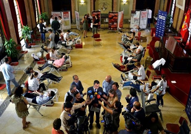 Más de 130 personas muestran su solidaridad donando sangre en la jornada matinal deI Maratón de Murcia - 3, Foto 3