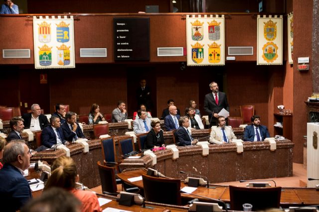 Víctor Martínez: Estamos satisfechos porque la Asamblea apoya la hoja de ruta del PP para la llegada del AVE - 1, Foto 1