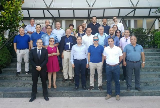 Los socios de ASECOM conocen de cerca la actividad empresarial de 