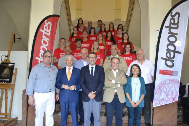 Recepción oficial a los deportistas que representarán a la Universidad de Murcia en la Universiada y los campeonatos de Europa de este verano - 1, Foto 1