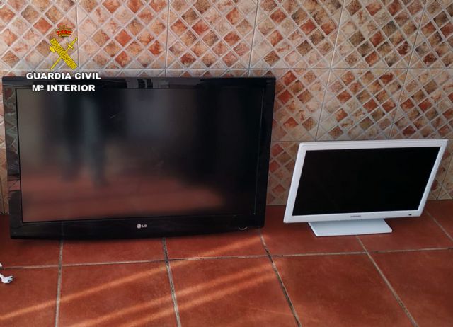 La Guardia Civil detiene in fraganti a un experimentado delincuente en La Manga - 2, Foto 2