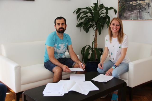 El Ayuntamiento suscribe un nuevo convenio con la Asociacin de Clubes Deportivos para la promocin de sus escuelas, Foto 1