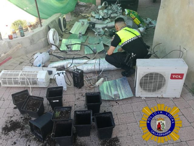 La policía local desmantela un laboratorio de interior para el cultivo de marihuana - 2, Foto 2