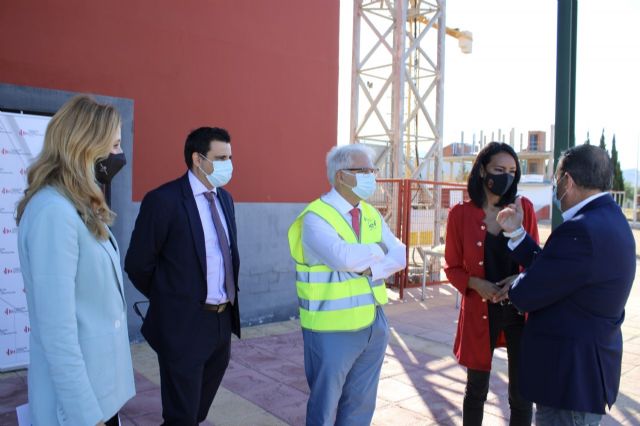 La consejera Migulez visita el centro de formacin de la Fundacin Laboral de la Construccin en Alhama de Murcia, Foto 1