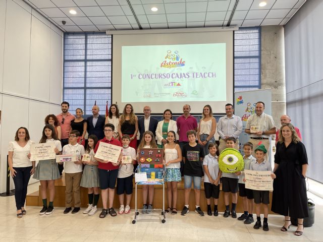 50 centros, 220 clases y 6.000 alumnos participan en el primer concurso 'Cajas Teacch' - 1, Foto 1