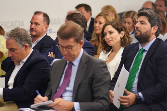 López Miras destaca el cambio de ciclo político en España, asegura que Sánchez tiene los días contados y apunta a Feijóo como única alternativa - 1, Foto 1