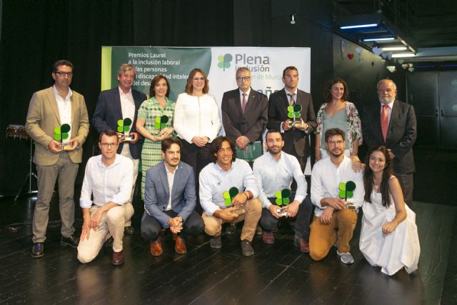 Plena inclusión Región de Murcia reúne a medio centenar de empresas y organizaciones en la gran celebración del empleo inclusivo de los Premios Laurel - 1, Foto 1