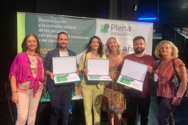 El Vivero de Empresas de Mujeres, la Concejalía de Educación y el Premio Mandarache, galardonados en los Premios Laurel - 1, Foto 1
