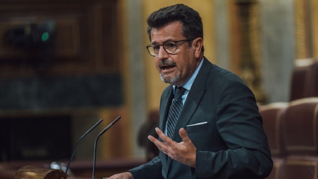 Robles saca los colores a la desigualdad socialista en las aulas: ‘La financiación por alumno es de 9.000 euros en el País Vasco y de 4.000 en Murcia’ - 1, Foto 1