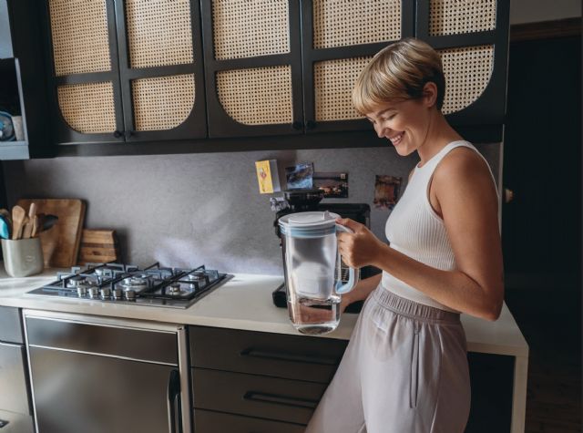 BRITA lanza la Jarra de Cristal: puro diseño, más sostenible que nunca - 1, Foto 1