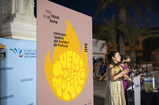 Gran celebración de la ´Quema del Muñeco´ de Fortuna - 3, Foto 3