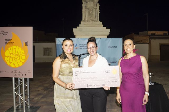 Gran celebración de la ´Quema del Muñeco´ de Fortuna - 4, Foto 4