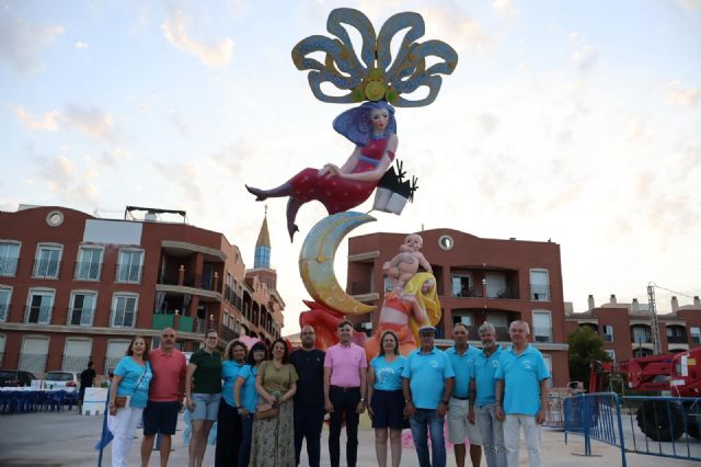 La hoguera municipal de San Pedro del Pinatar rinde homenaje al eclipse solar - 2, Foto 2