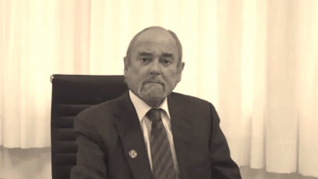 El alcalde expresa sus condolencias por el fallecimiento del magistrado Julián Pérez-Templado El alcalde expresa sus condolencias por el fallecimiento del magistrado Julián Pérez-Templado