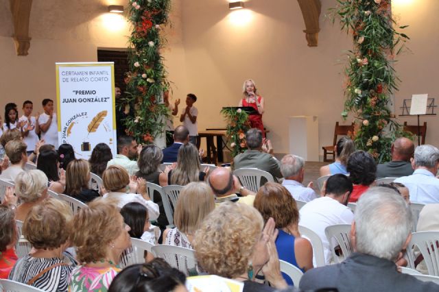 Más de 600 alumnos participan en la XXV edición del Certamen Infantil de Relato Corto “Premio Juan González”, organizado por el CEIP Juan González - 3, Foto 3