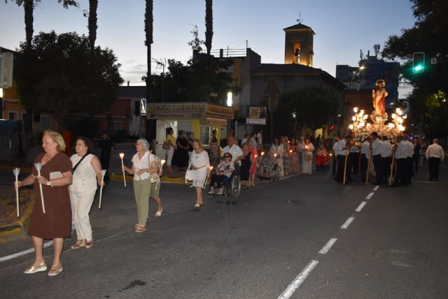 Cientos de fieles acompa�an al Sagrado Coraz�n de Jes�s en su tradicional procesi�n