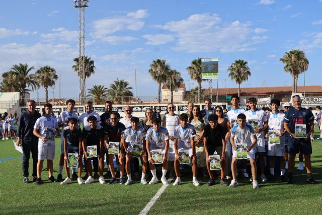 La EFB Pinatar cierra su temporada con m�s de 680 alumnos de diferentes categor�as