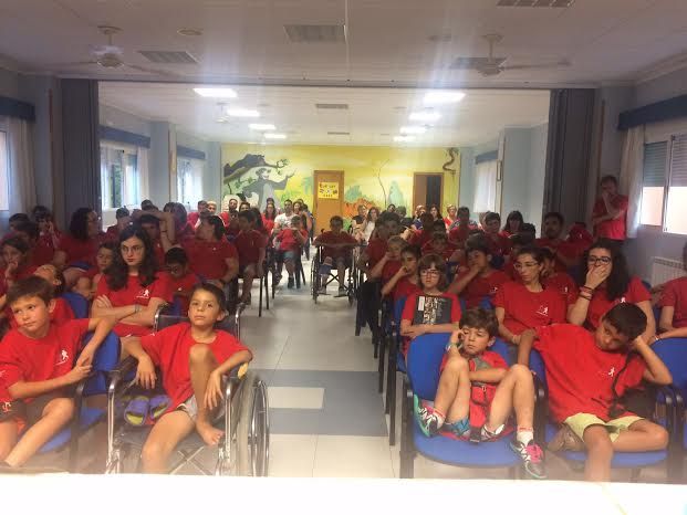 Autoridades municipales asisten a la clausura del Campamento de Verano de la Asociación Murciana de Hemofilia, Foto 4
