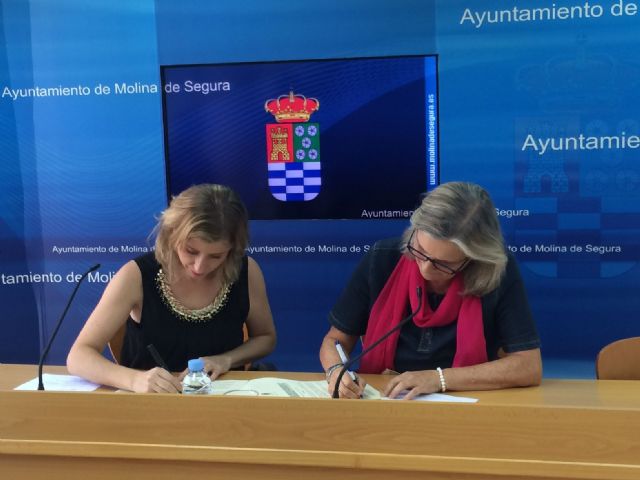 El Ayuntamiento de Molina de Segura firma una adenda al convenio de colaboración con AFESMO para atención y ayuda a personas con enfermedad mental - 1, Foto 1