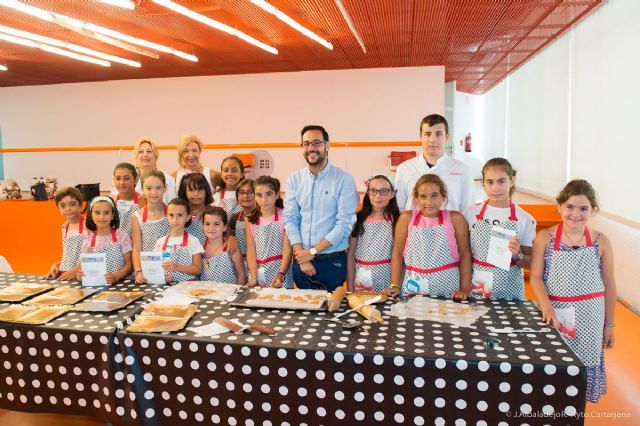La Mar Chica clausura sus talleres con el acercamiento de los más pequeños a la cultura sueca - 3, Foto 3