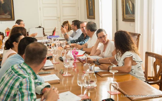 El Ayuntamiento ha reducido su deuda bancaria en mas de 50 millones de euros en esta legislatura - 1, Foto 1