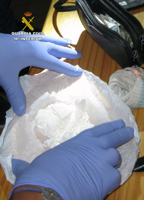 La Guardia Civil desarticula cuatro activos puntos de venta de drogas en el Mar Menor - 1, Foto 1