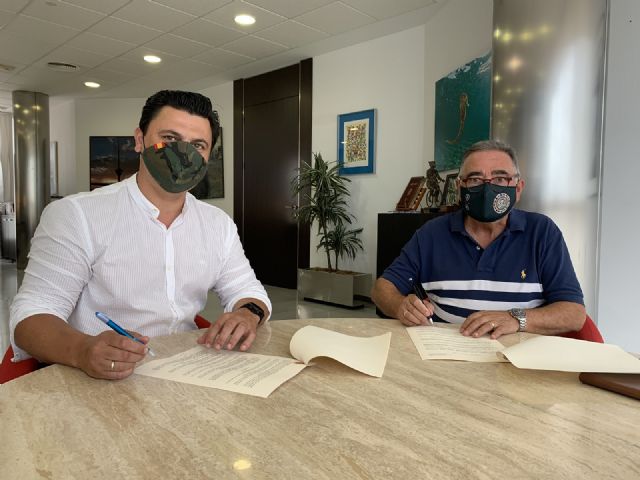 El Ayuntamiento renueva tres convenios de colaboración con las corales Stella Maris Björk y Santiago Apóstol y la Asociación de Amas de Casa de Santiago de la Ribera - 2, Foto 2