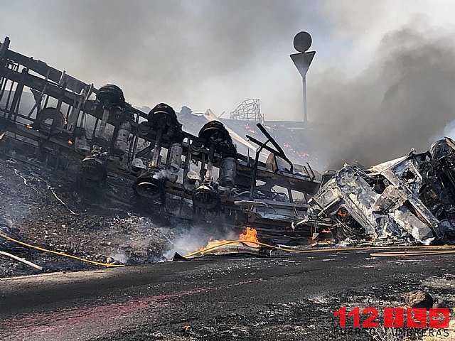 Un conductor de un camión fallece en accidente de tráfico en Puerto Lumbreras - 2, Foto 2