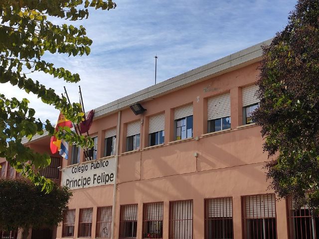 El Ayuntamiento inicia los trámites para poder ceder los terrenos del actual CEIP Príncipe Felipe al IES Infanta Elena - 1, Foto 1