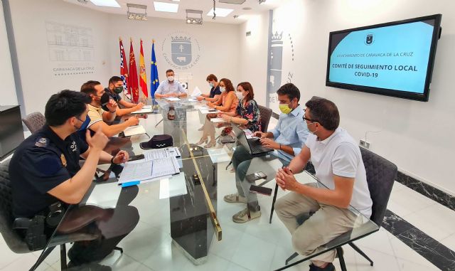 El Comité Local de Seguimiento COVID-19 lanza un mensaje de paciencia y de llamamiento a la vacunación especialmente dirigido a la población joven - 1, Foto 1