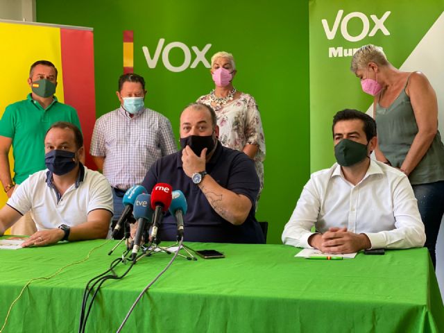 VOX defiende la gestión de sus pedáneos: Son el mejor ejemplo de cómo se va a gobernar en Murcia - 5, Foto 5