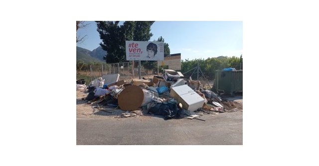 Podemos Cieza considera inaceptable el estado de abandono de distintos puntos de recogida de basura de nuestros campos - 2, Foto 2