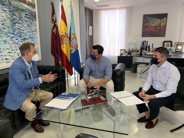 El alcalde recibe al reelegido presidente de la Entidad Urbanística Roda Golf - 1, Foto 1