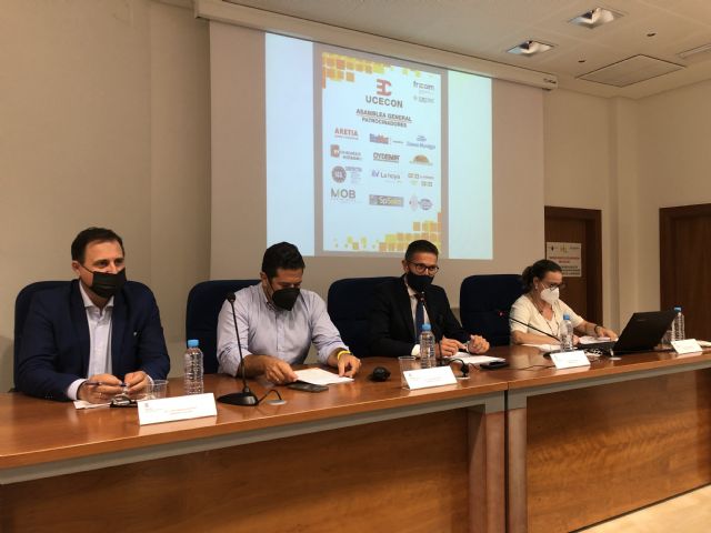 Los empresarios de la construcción de Lorca (UCECON) debaten sobre las ayudas a la rehabilitación de viviendas en su Asamblea General - 2, Foto 2