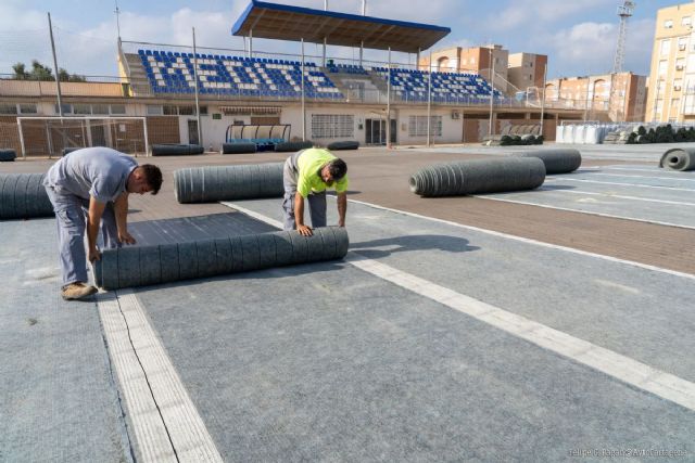 El Ayuntamiento acomete en Urbanización Mediterráneo la mejora del campo de fútbol y la reposición de asfalto en varias calles - 1, Foto 1