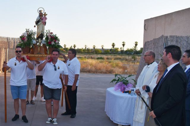 La procesión de la patrona pone el broche de oro a las fiestas del barrio del Carmen - 3, Foto 3