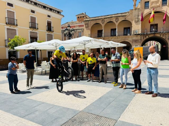 El alcalde de Lorca desea suerte al joven piloto lorquino Alfonso Méndez para el Mundial de trialbici del próximo fin de semana - 4, Foto 4