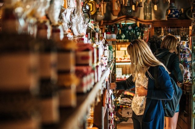 La Región de Murcia se sitúa por sexto mes consecutivo entre las comunidades con mayor crecimiento en comercio minorista - 1, Foto 1