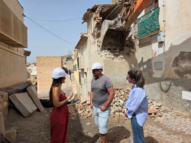 El Ayuntamiento avanza en la regeneración de los barrios altos con la demolición de un inmueble degradado en la calle Pósito para construir una nueva vivienda - 5, Foto 5