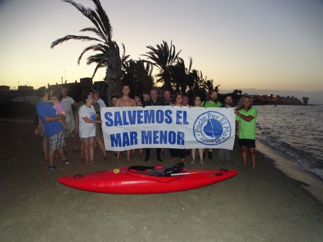 Completada la travesia a nado en un Mar Menor verde - 2, Foto 2