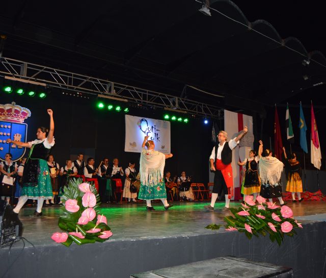 El Festival Internacional de Folklore vuelve a sus cita con las Fiestas torreñas - 2, Foto 2
