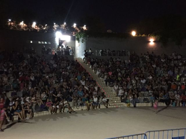 El Cine de Verano congrega este viernes y sábado a 1.600 espectadores con las películas Canta y Zootrópolis - 1, Foto 1