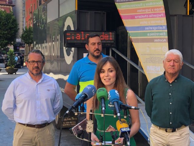 El ecoparque recibió el pasado año 442.000 kilos de pequeños electrodomésticos, móviles, monitores y ropa depositados por los murcianos - 3, Foto 3